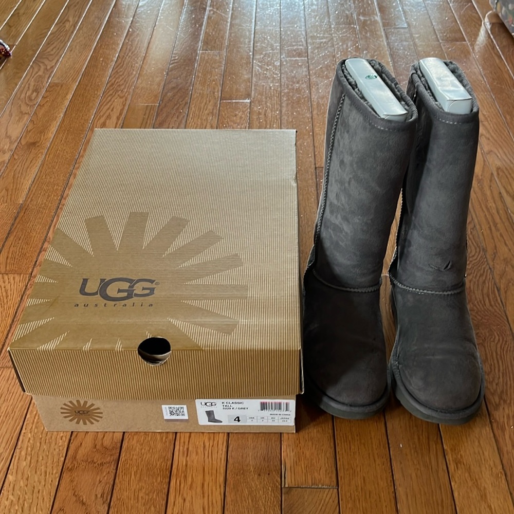 UGG Australia Kids Classic Tall Grey Boots, size 4